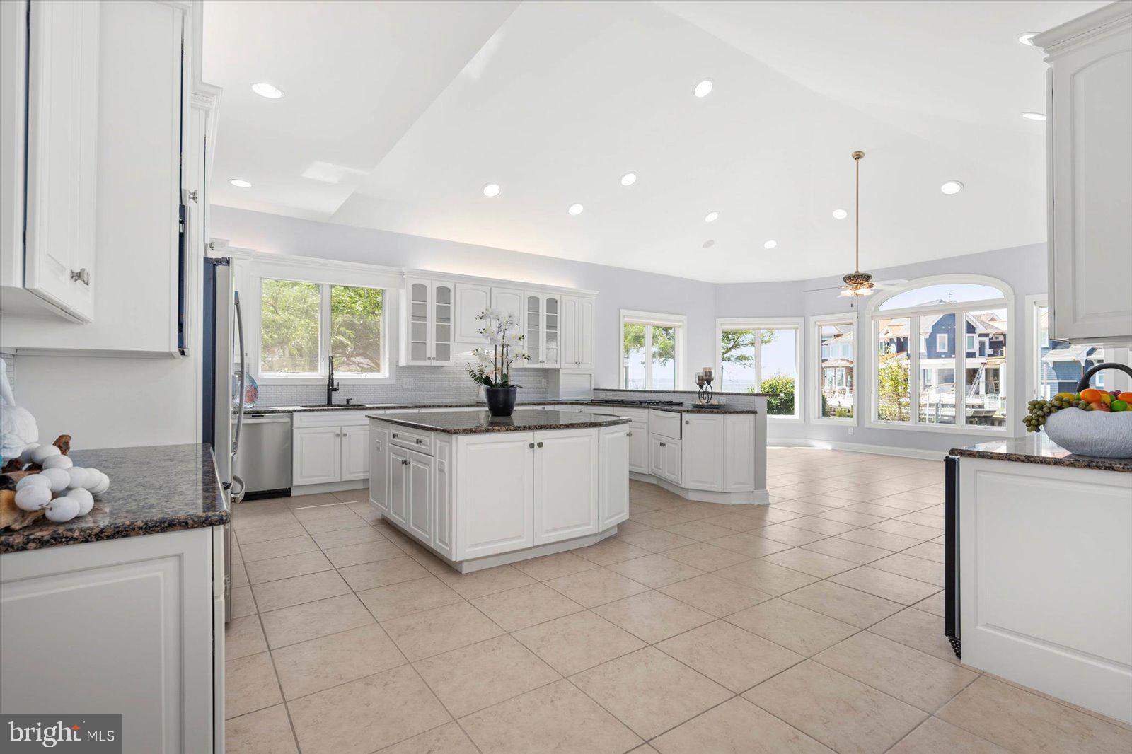 HERON HARBOUR - Residential