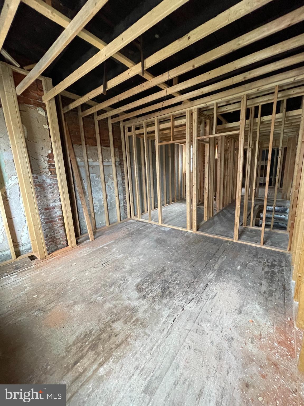 KENSINGTON - Residential