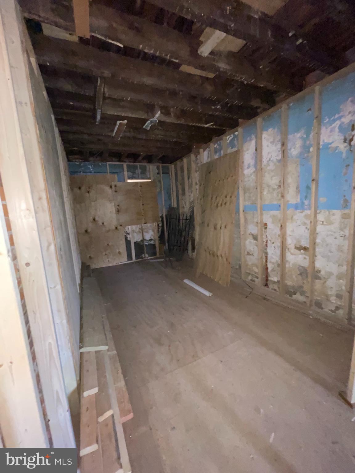 KENSINGTON - Residential