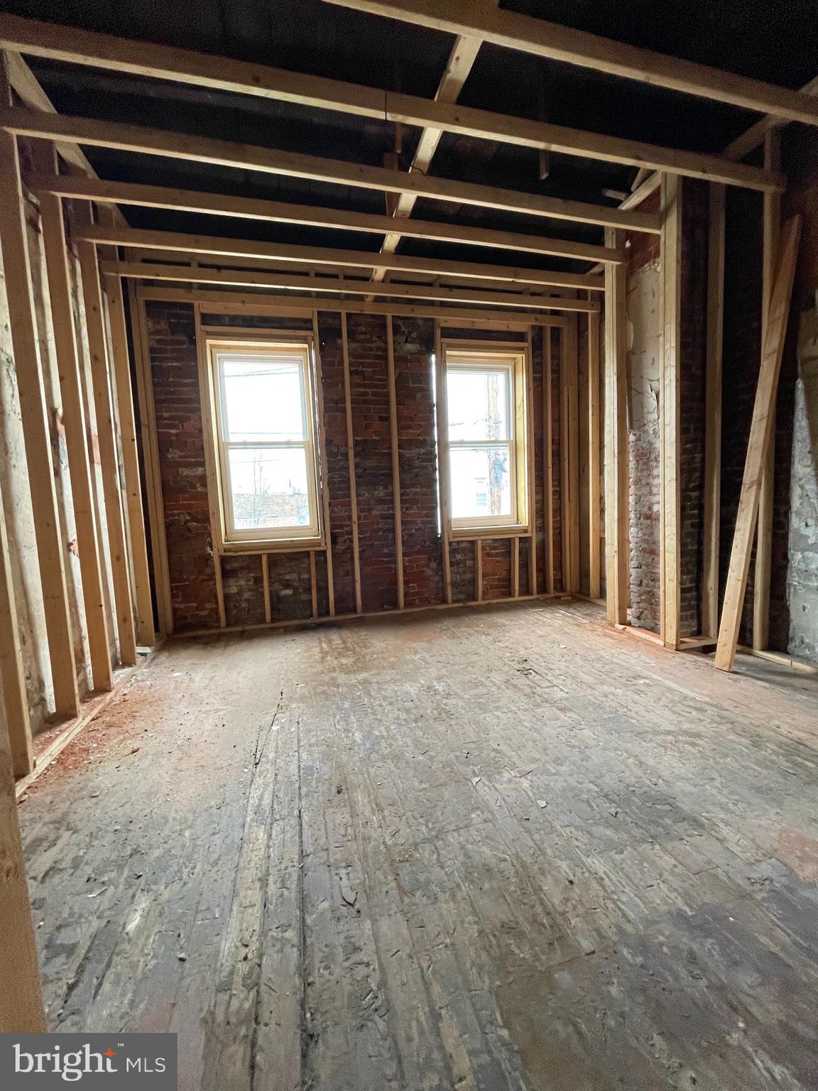 KENSINGTON - Residential