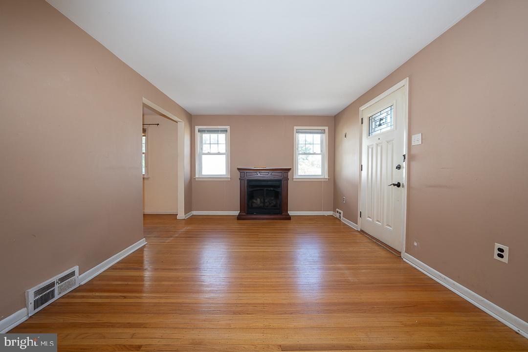 12 BERYL ROAD