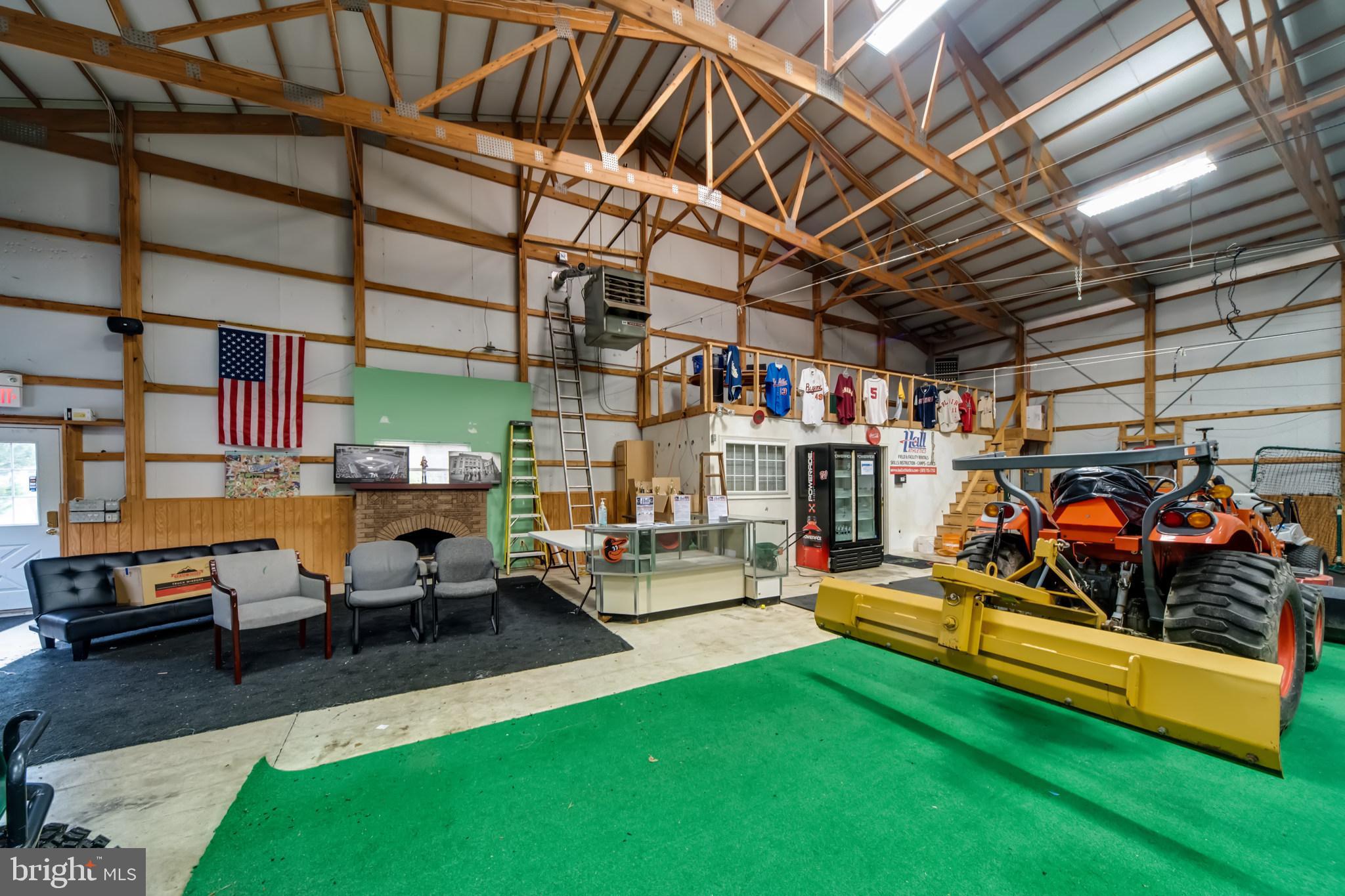 MILLERSVILLE - Residential