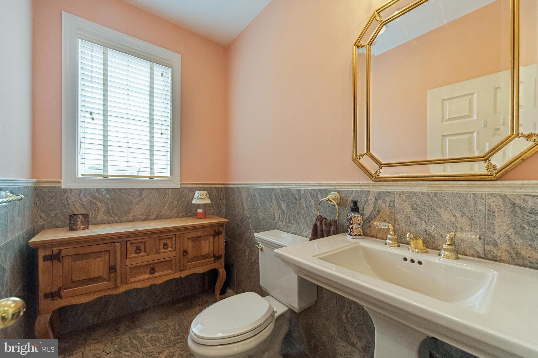 MILLERSVILLE - Residential