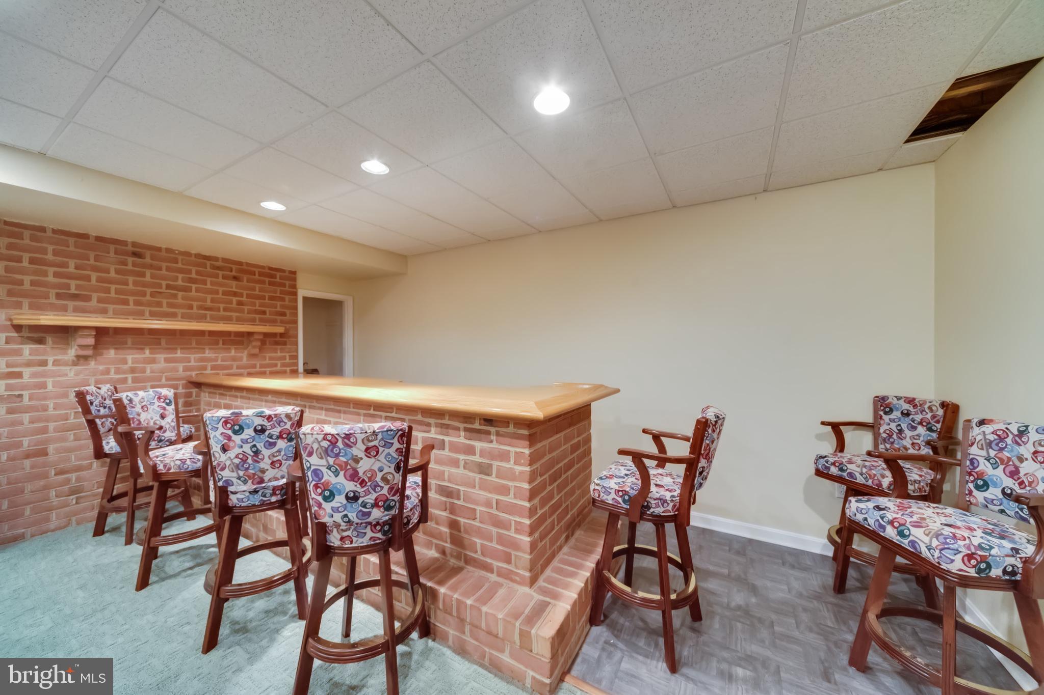 MILLERSVILLE - Residential