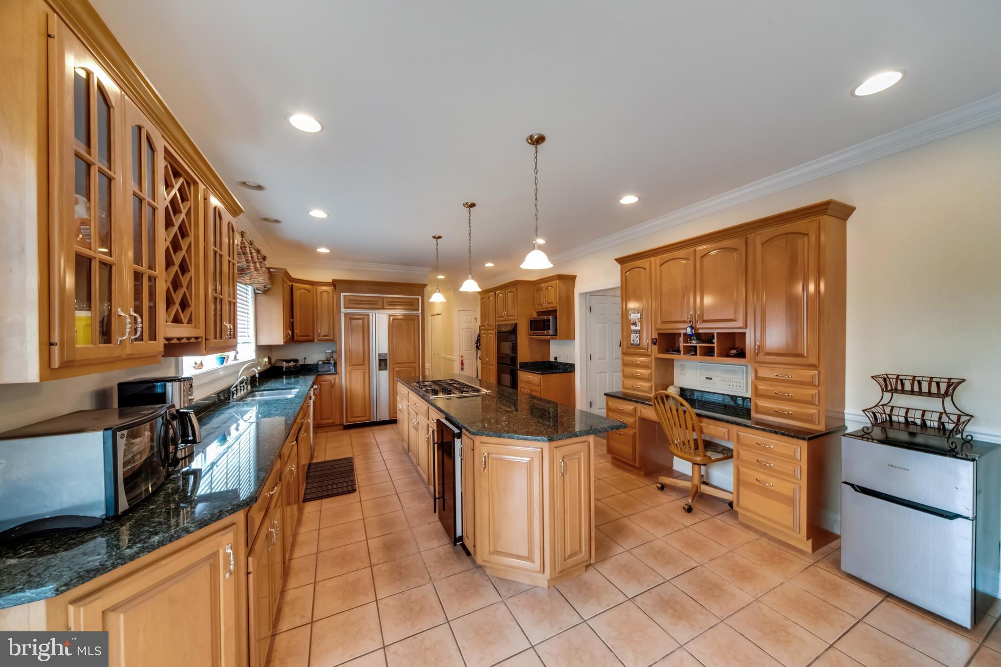 MILLERSVILLE - Residential