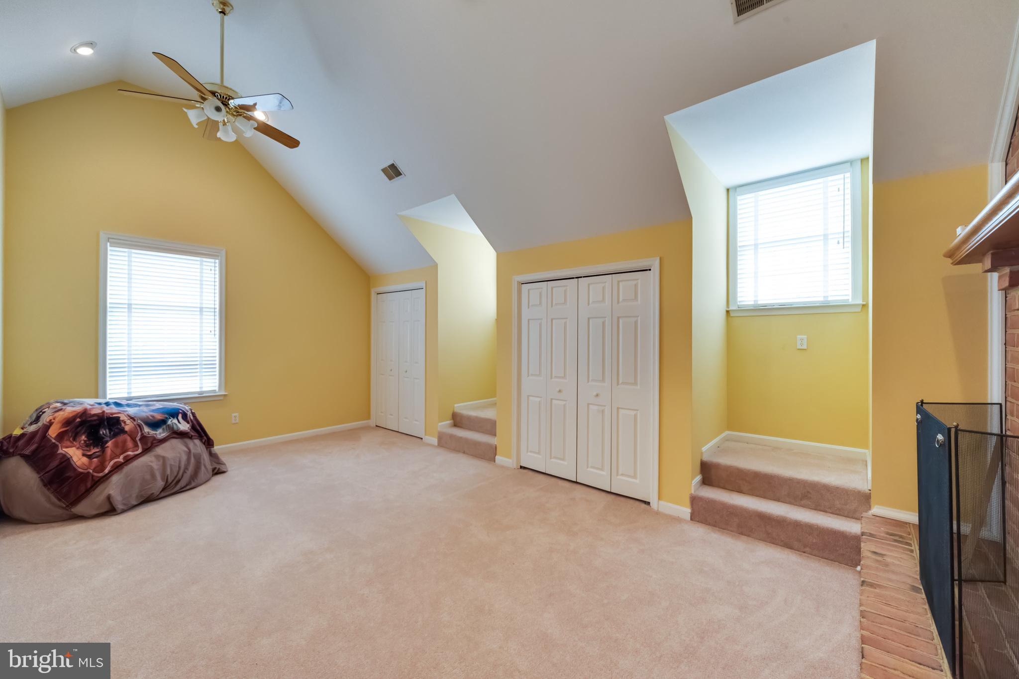 MILLERSVILLE - Residential