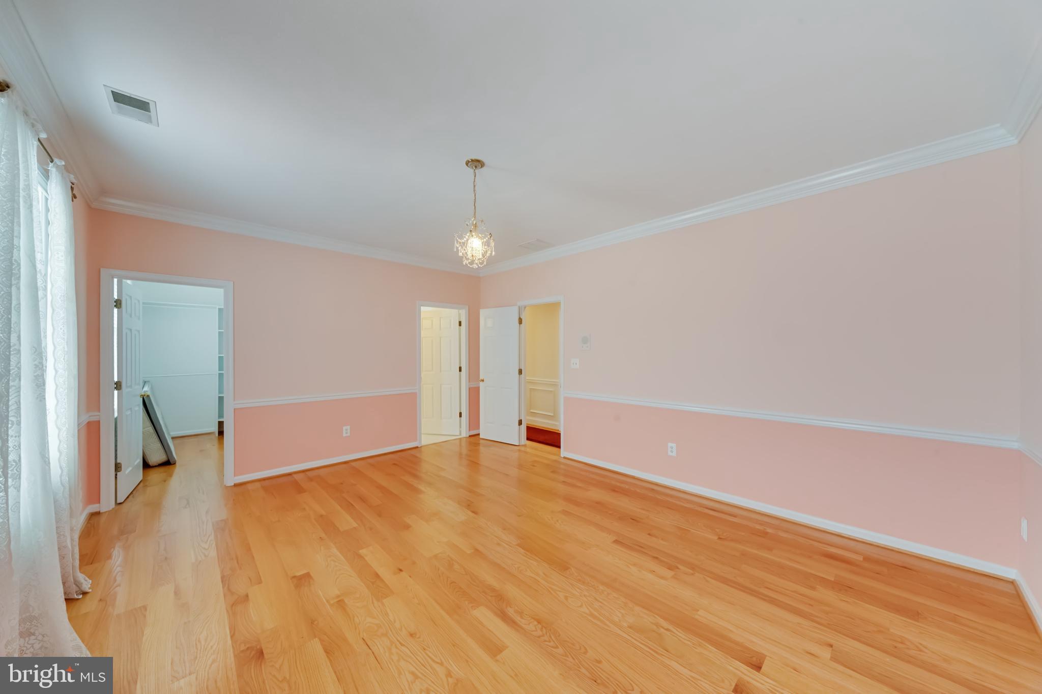 MILLERSVILLE - Residential