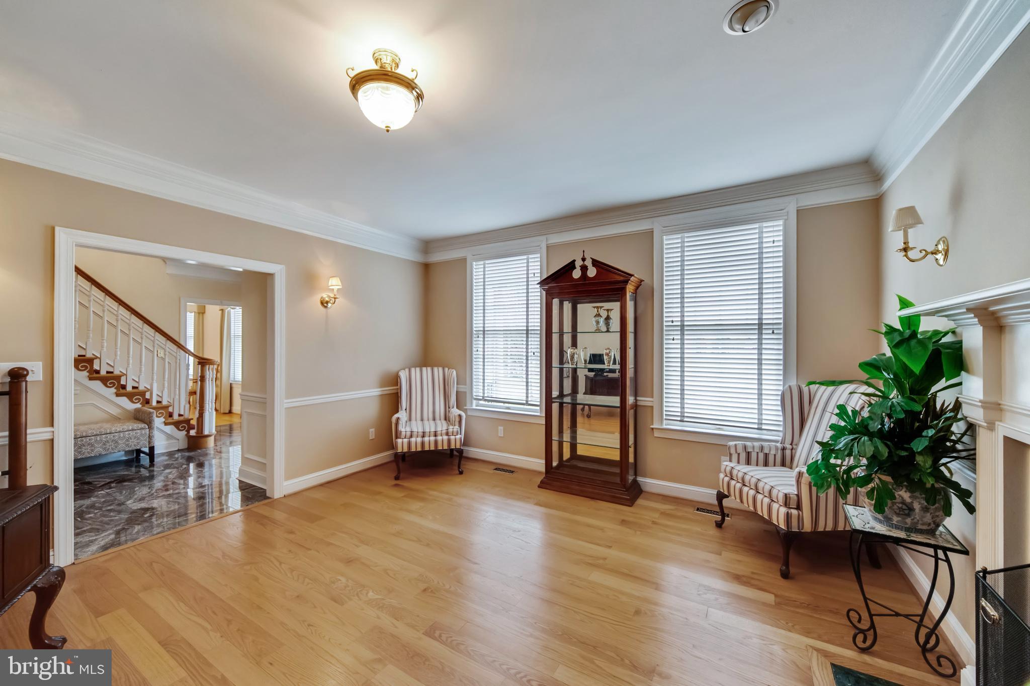 MILLERSVILLE - Residential