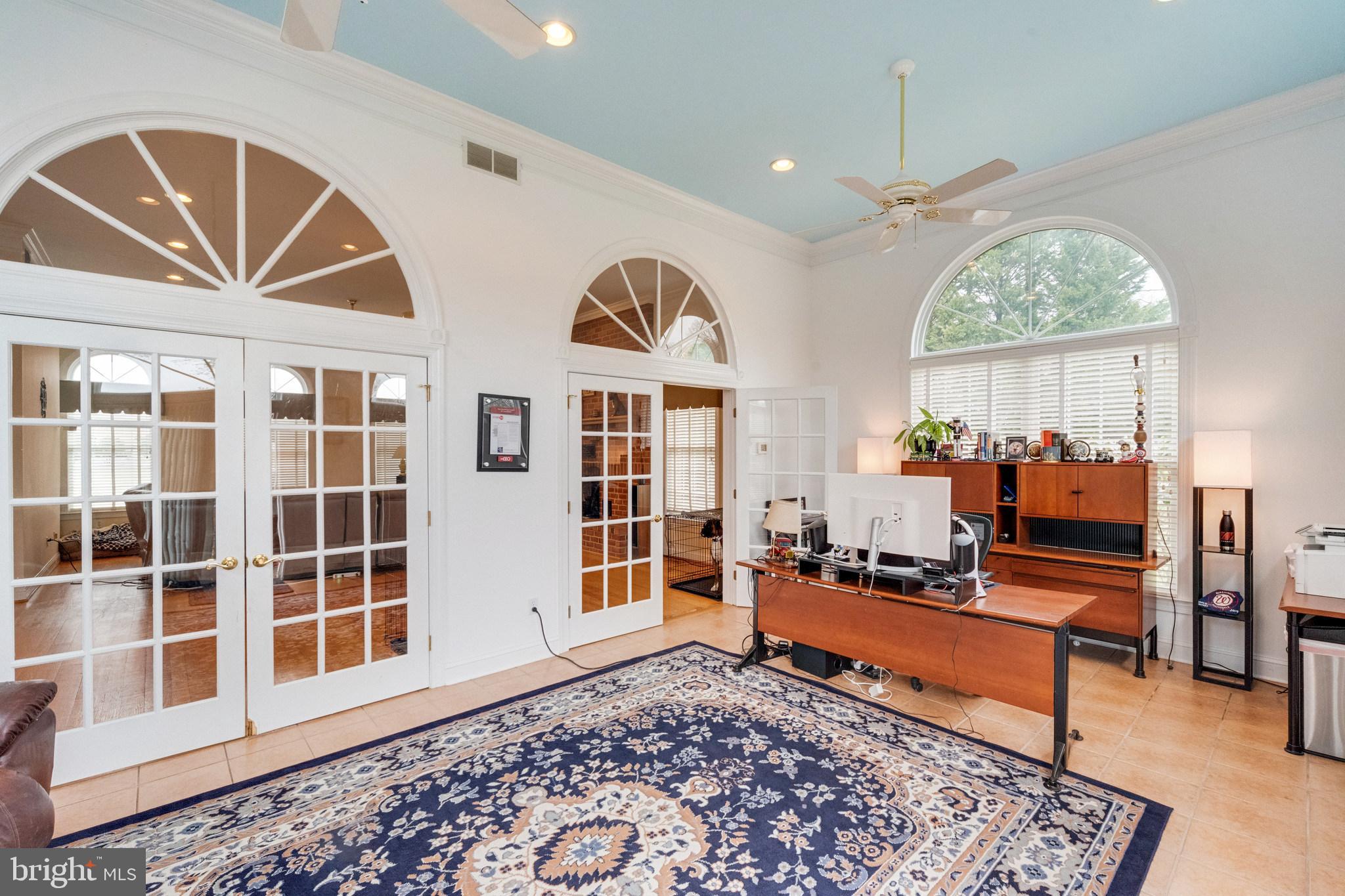 MILLERSVILLE - Residential