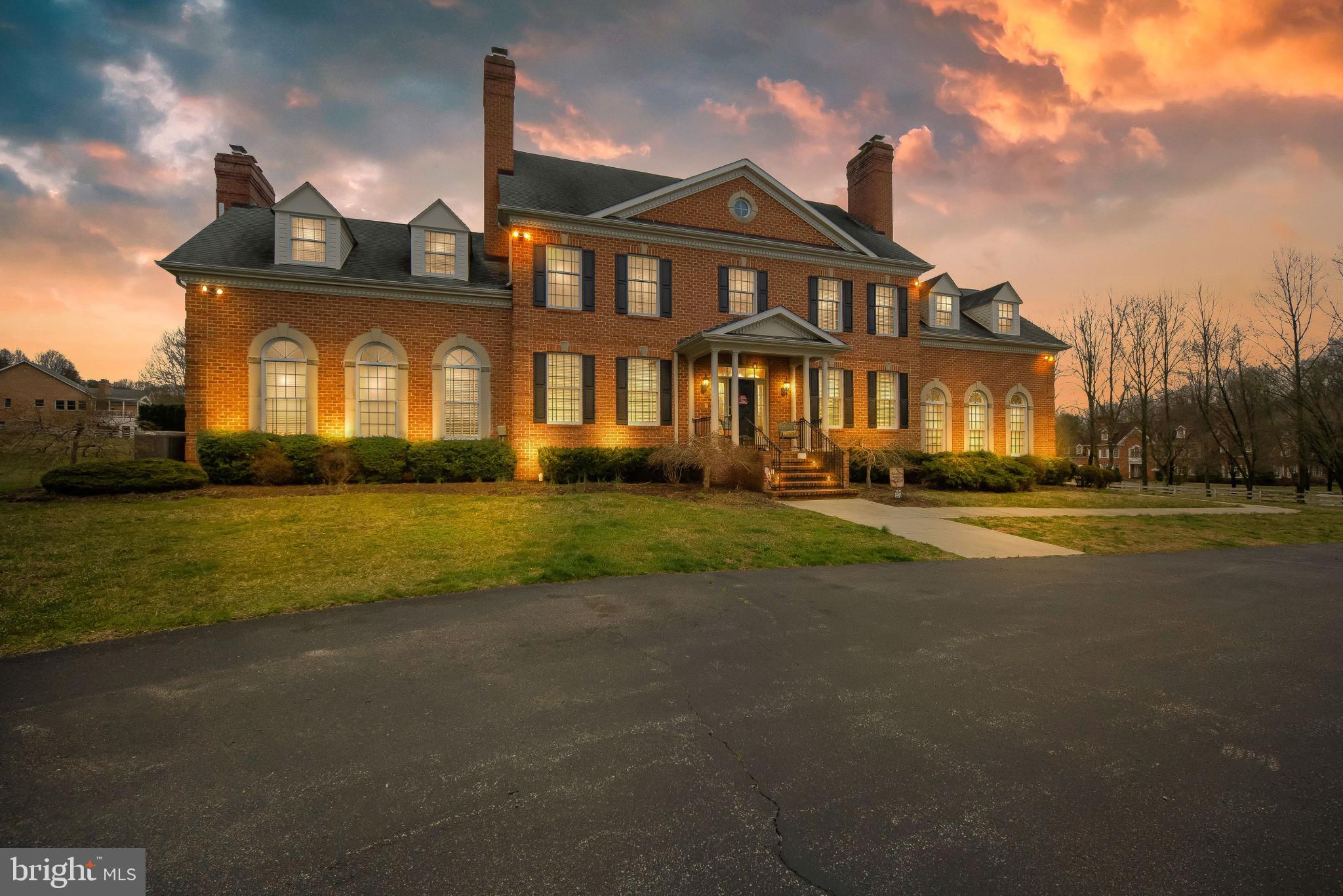 MILLERSVILLE - Residential