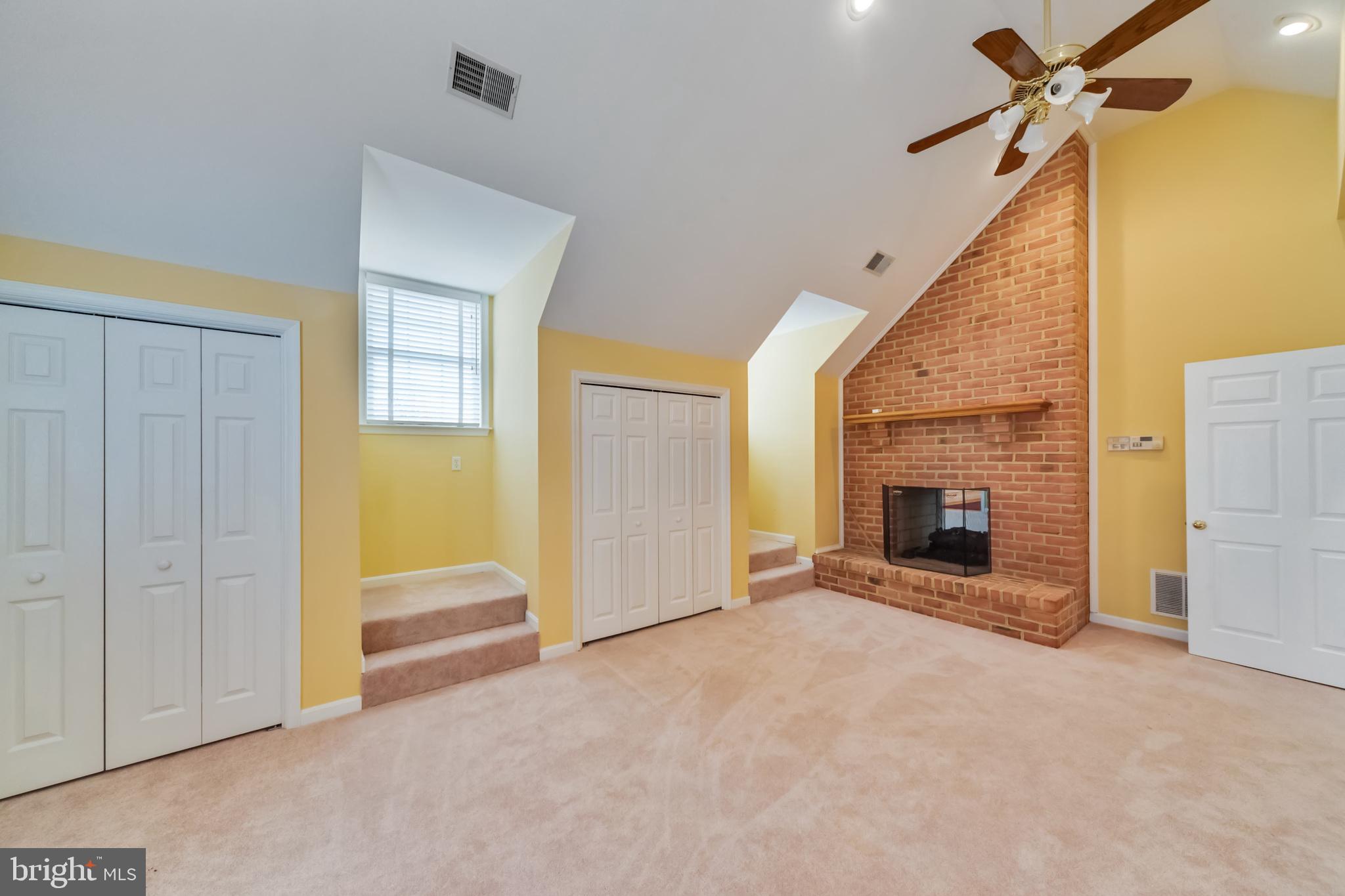 MILLERSVILLE - Residential