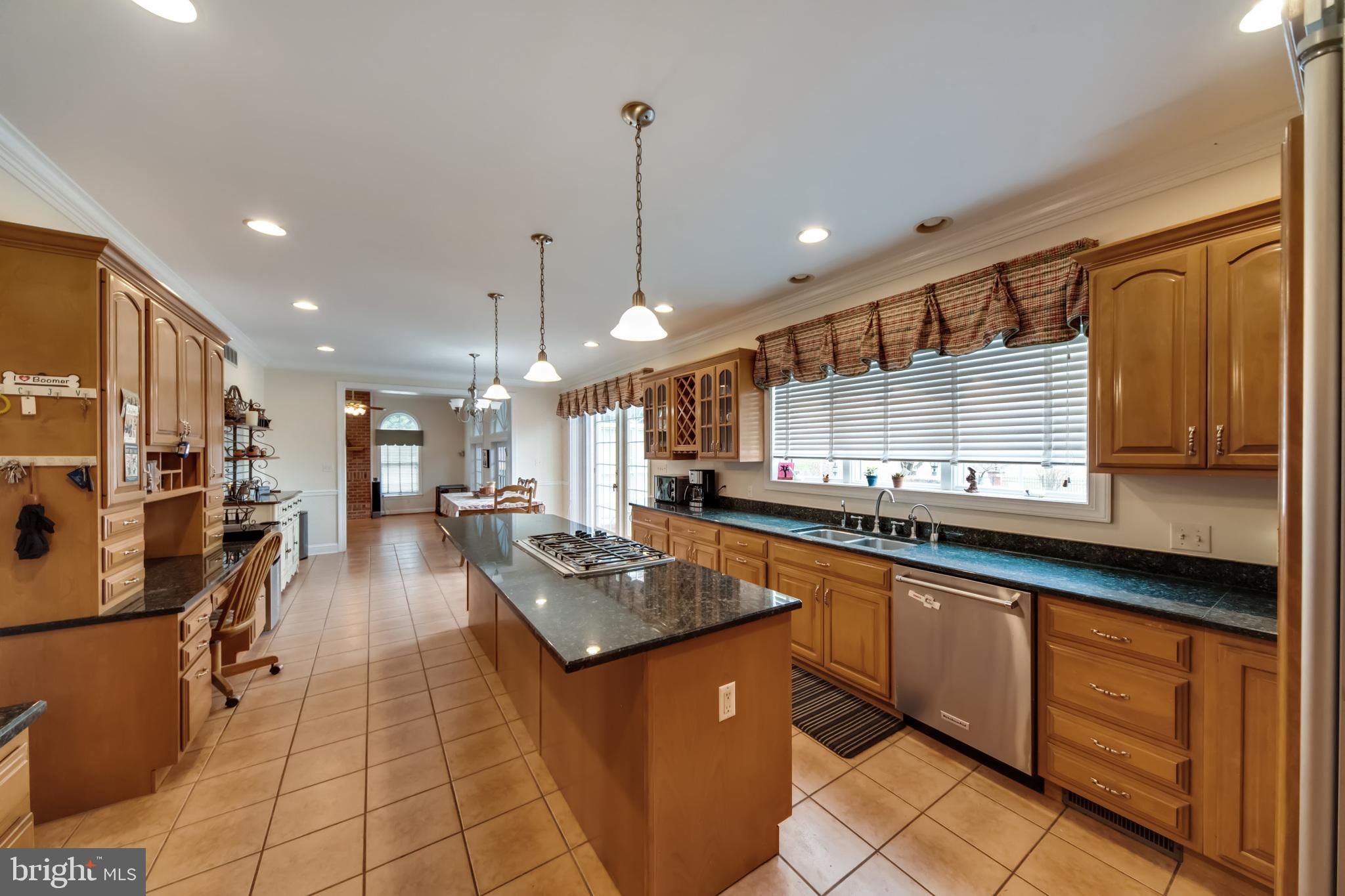 MILLERSVILLE - Residential