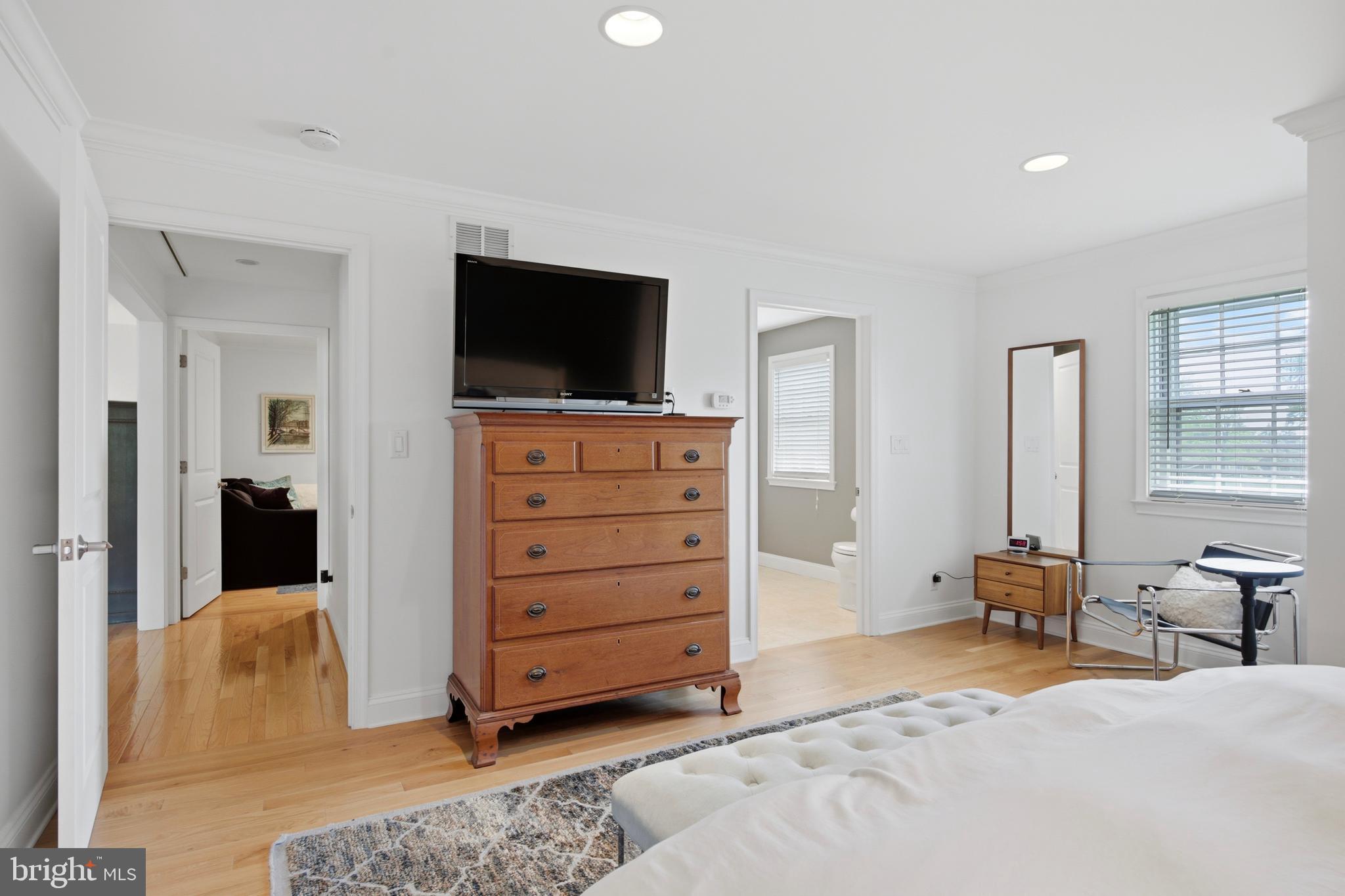 ROSEDALE - Residential