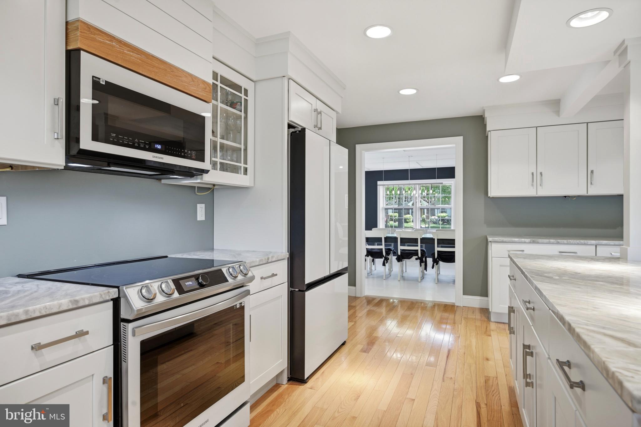 ROSEDALE - Residential