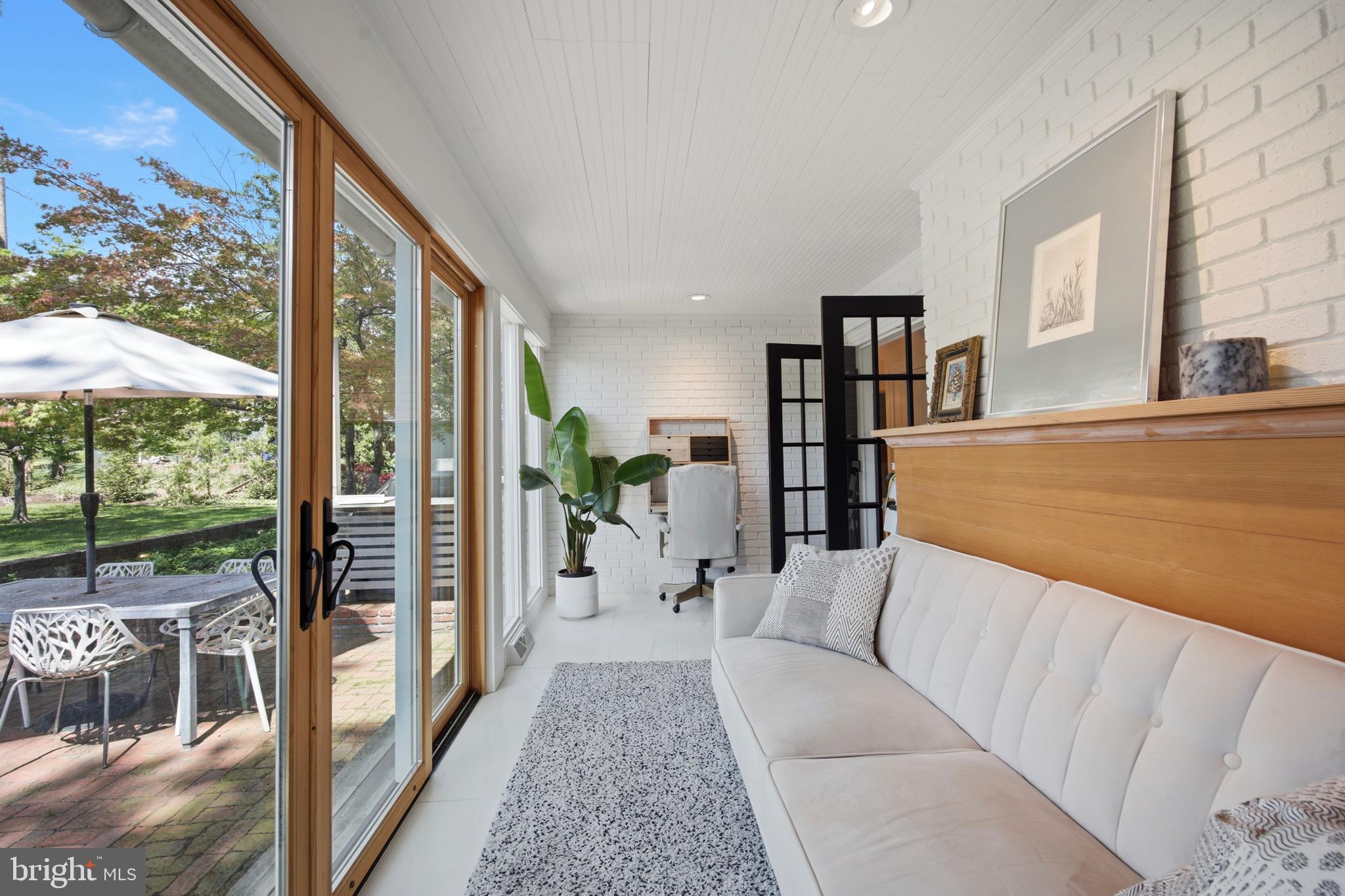 ROSEDALE - Residential