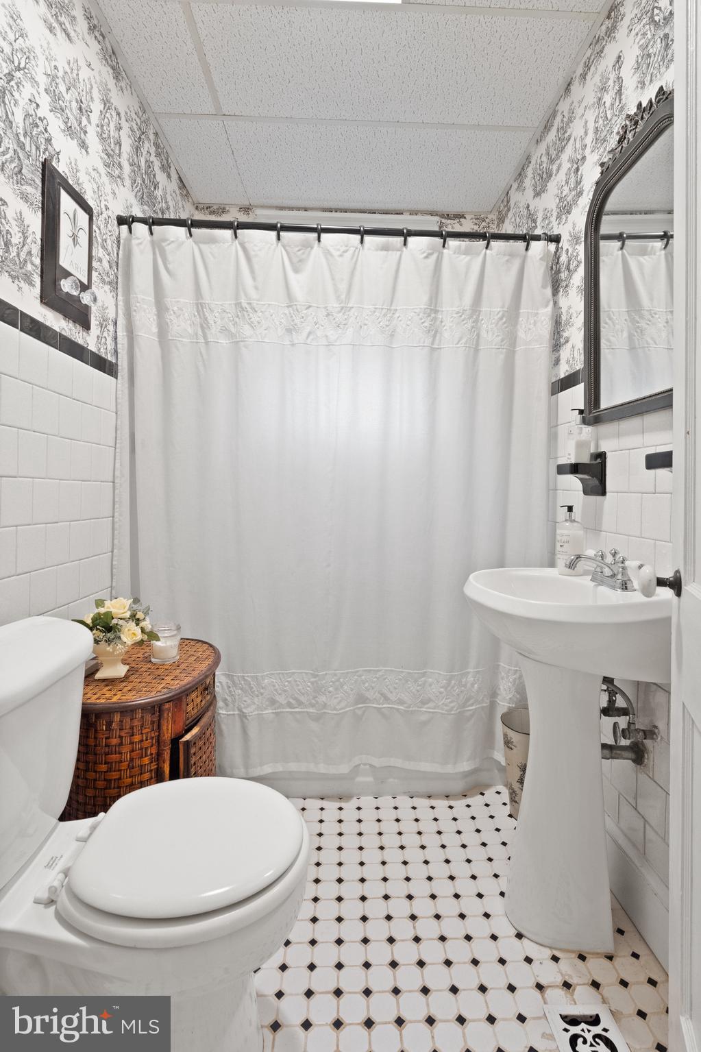 NOKESVILLE - Residential