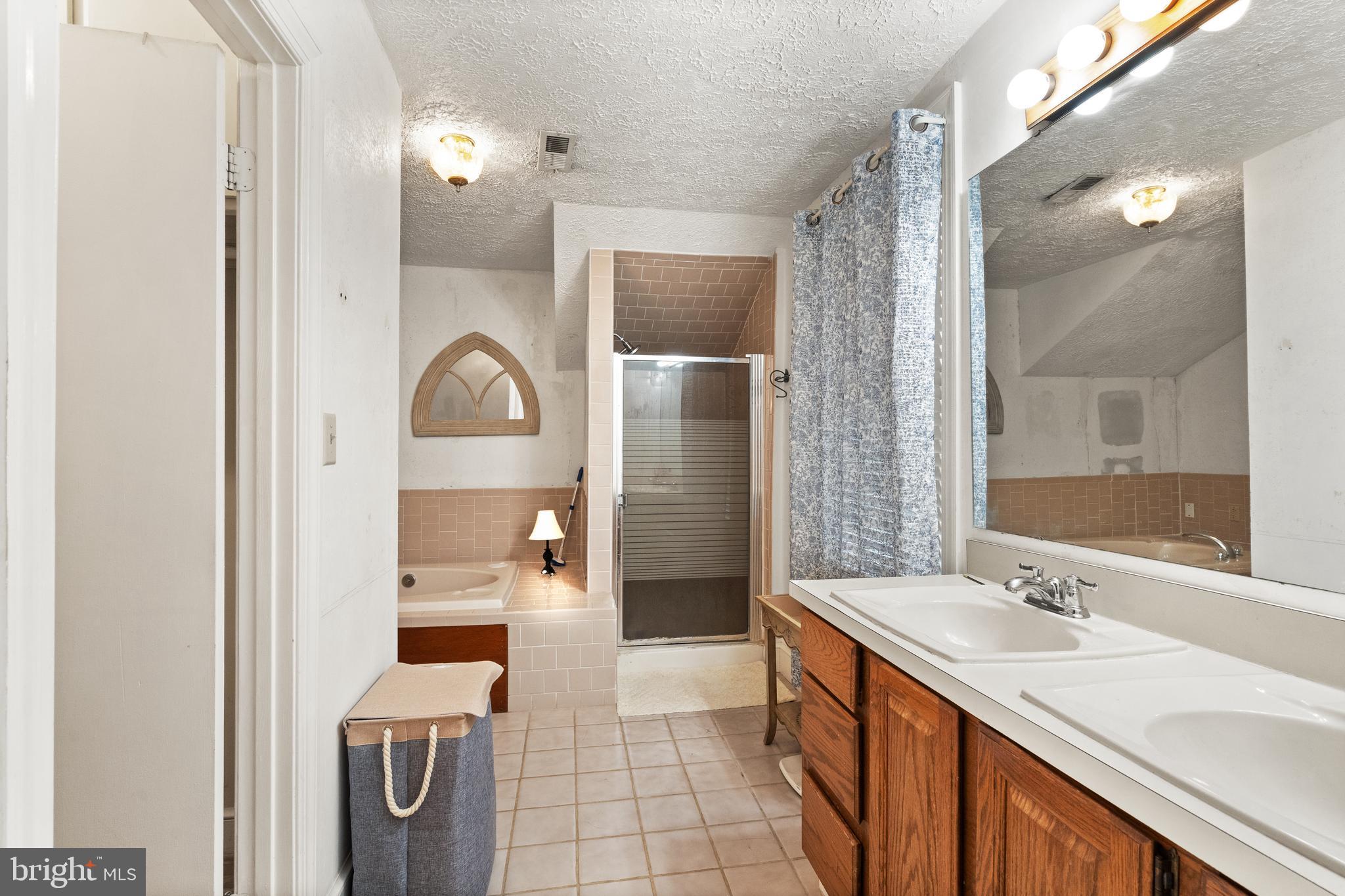 NOKESVILLE - Residential