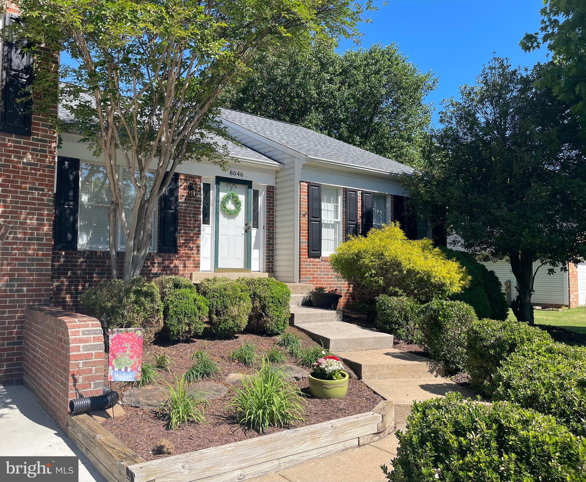 8646 BANNERWOOD DRIVE