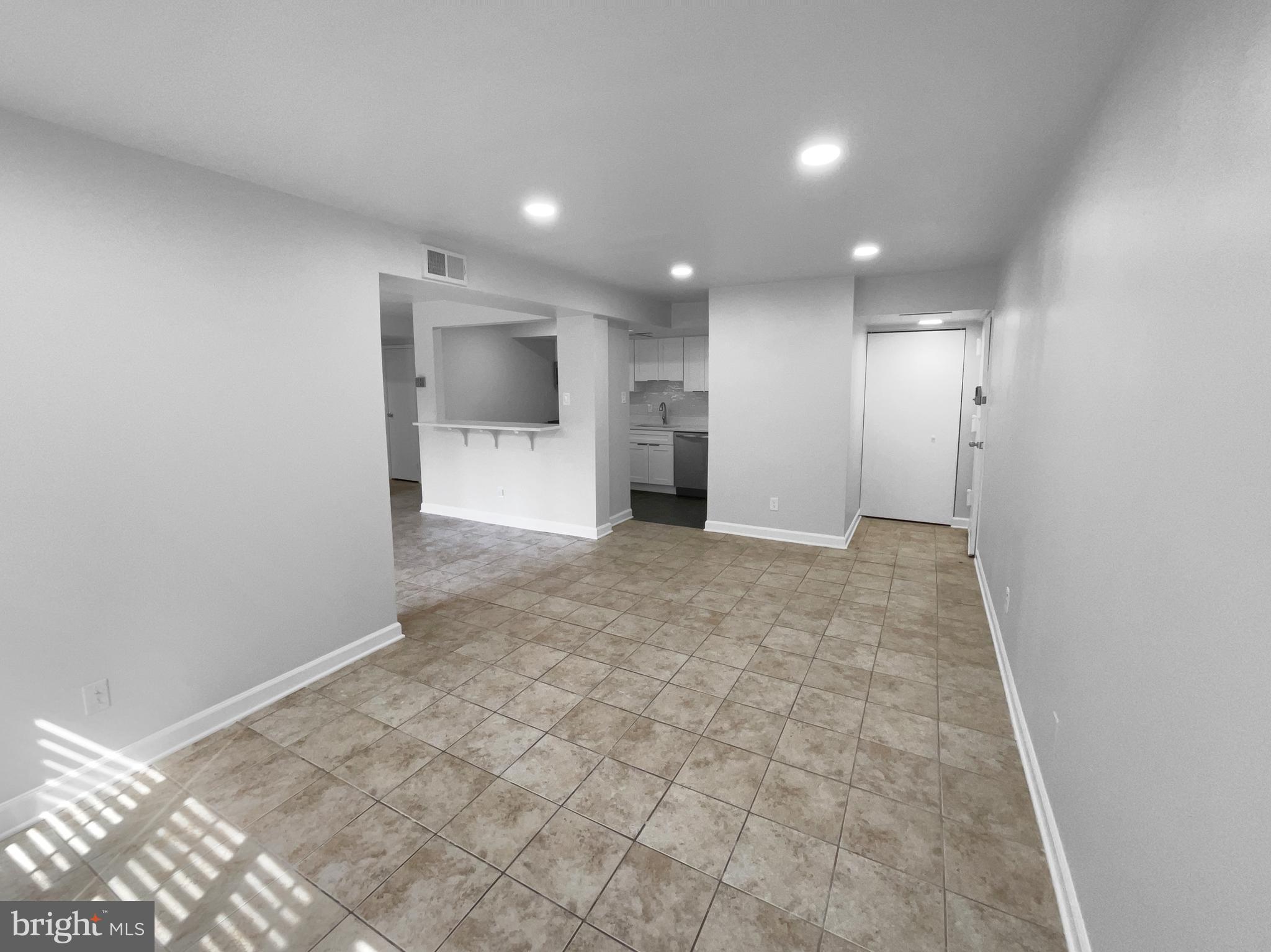 519 N ARMISTEAD STREET T1