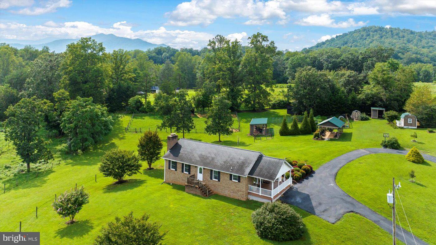 1117 POOR HOUSE ROAD