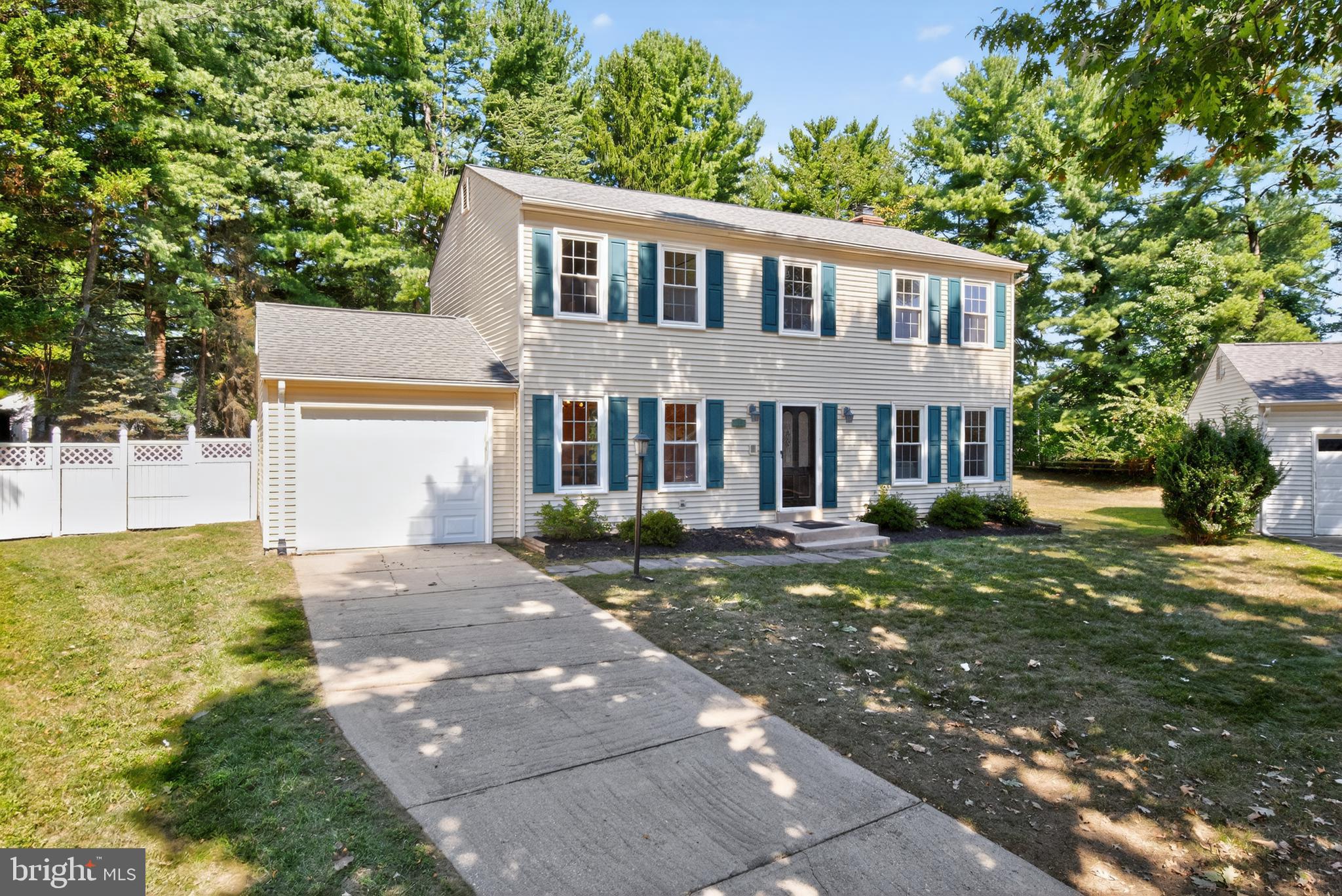 2509 LINDLEY OVERLOOK