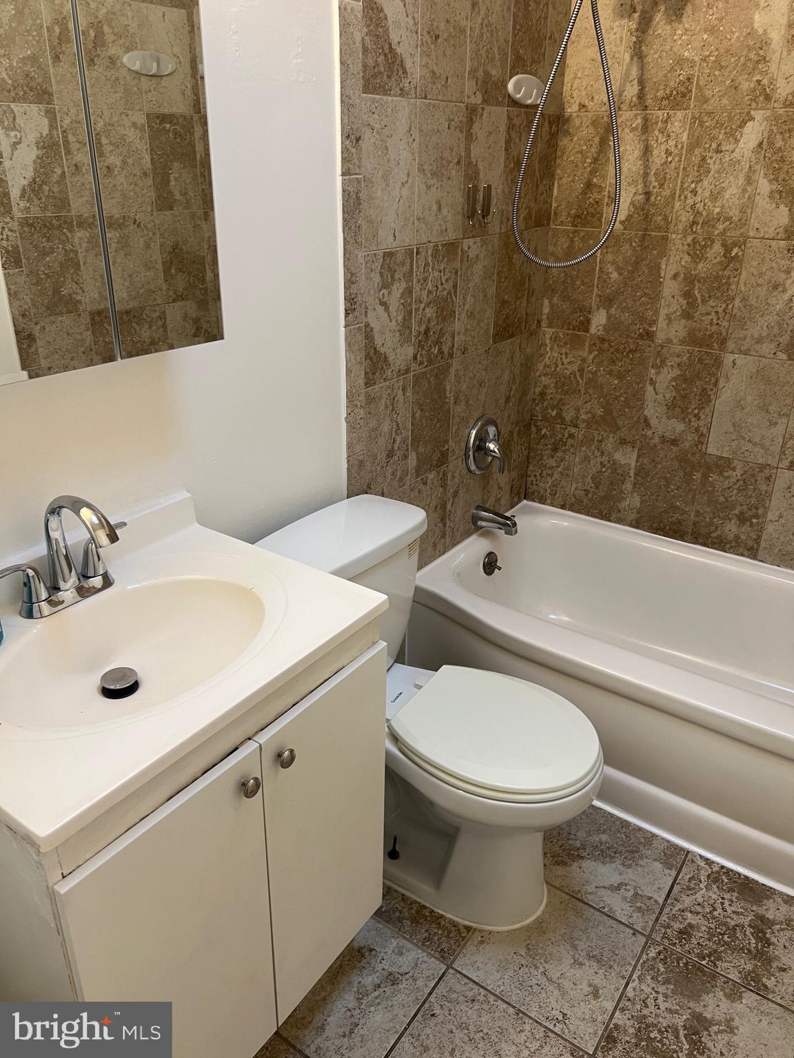 LAKELAND - Residential