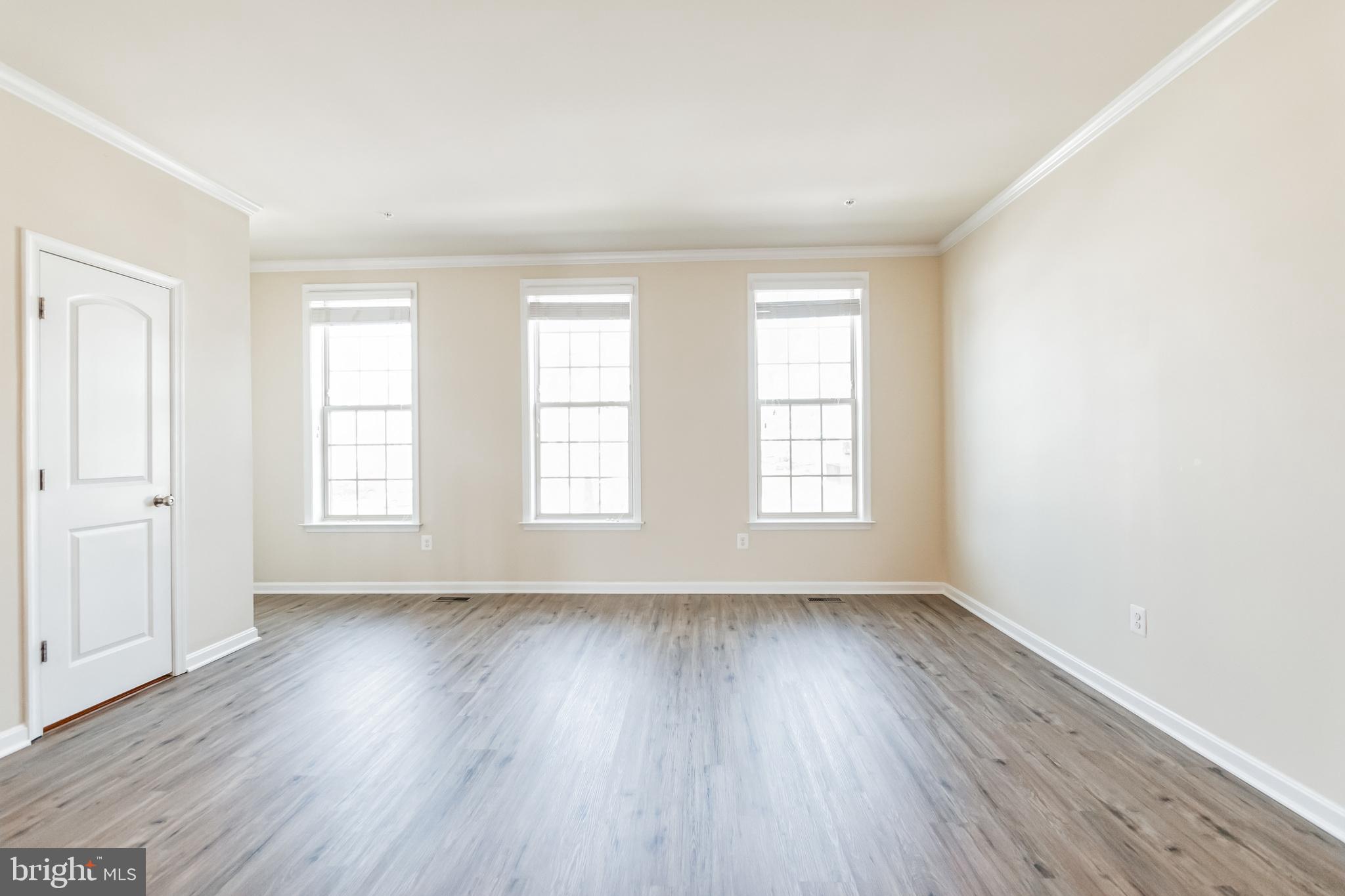 MANORS AT BALLENGER CREEK - Residential Lease