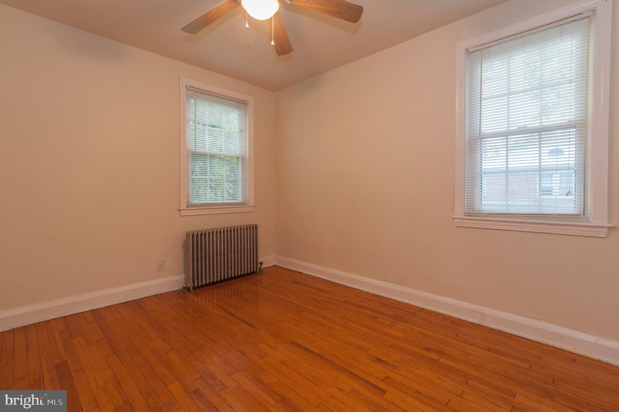 IDLEWOOD - Residential