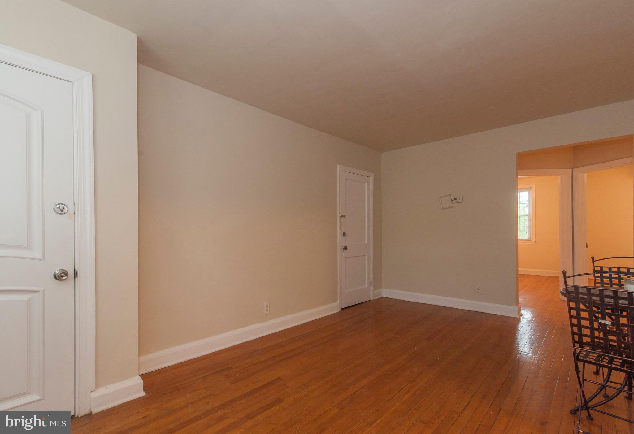 IDLEWOOD - Residential