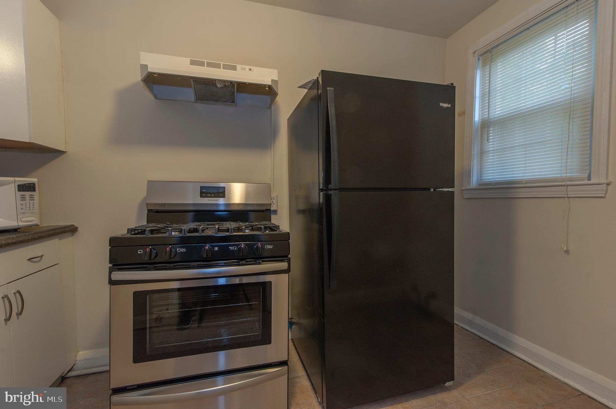 IDLEWOOD - Residential