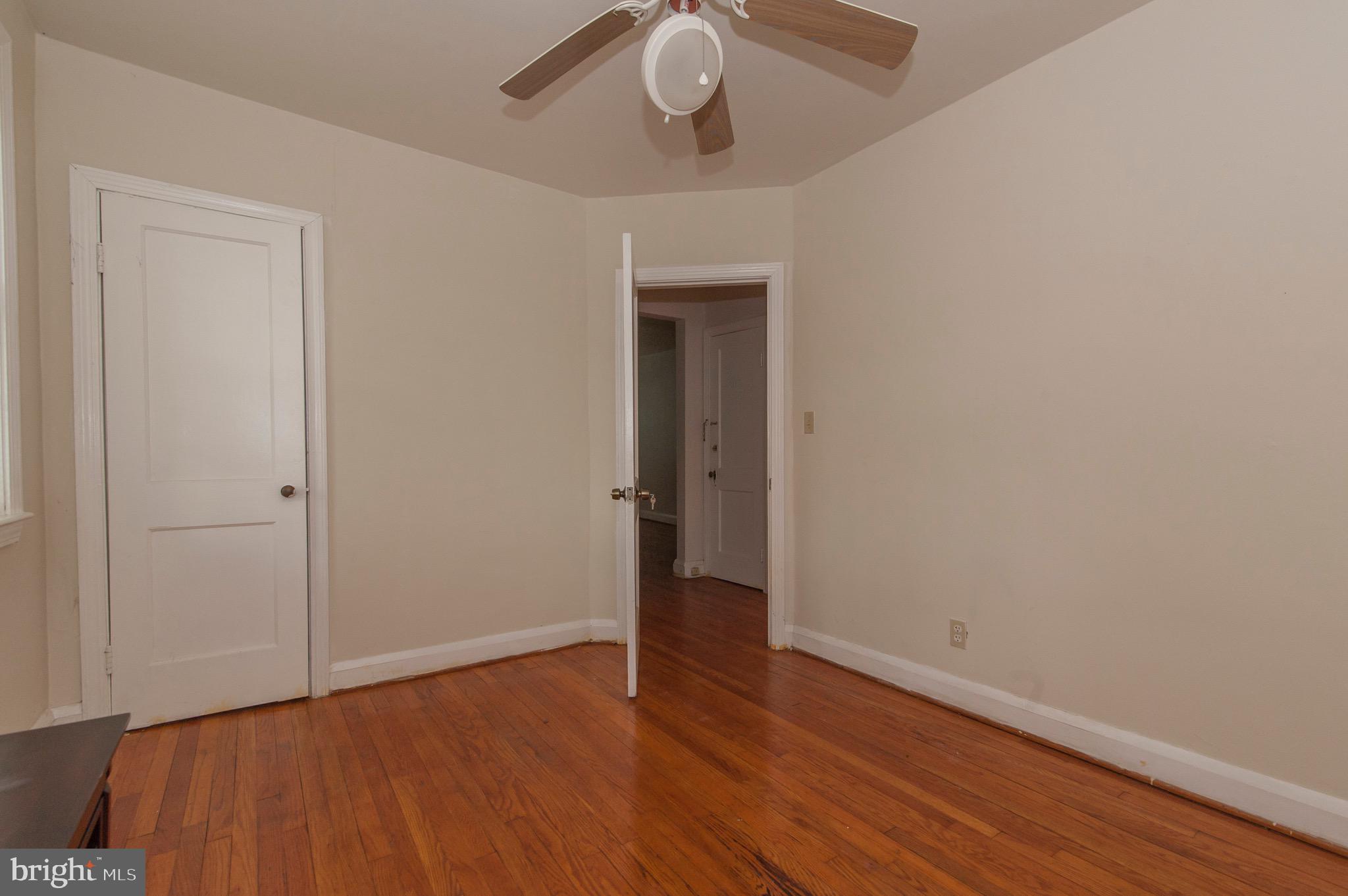 IDLEWOOD - Residential