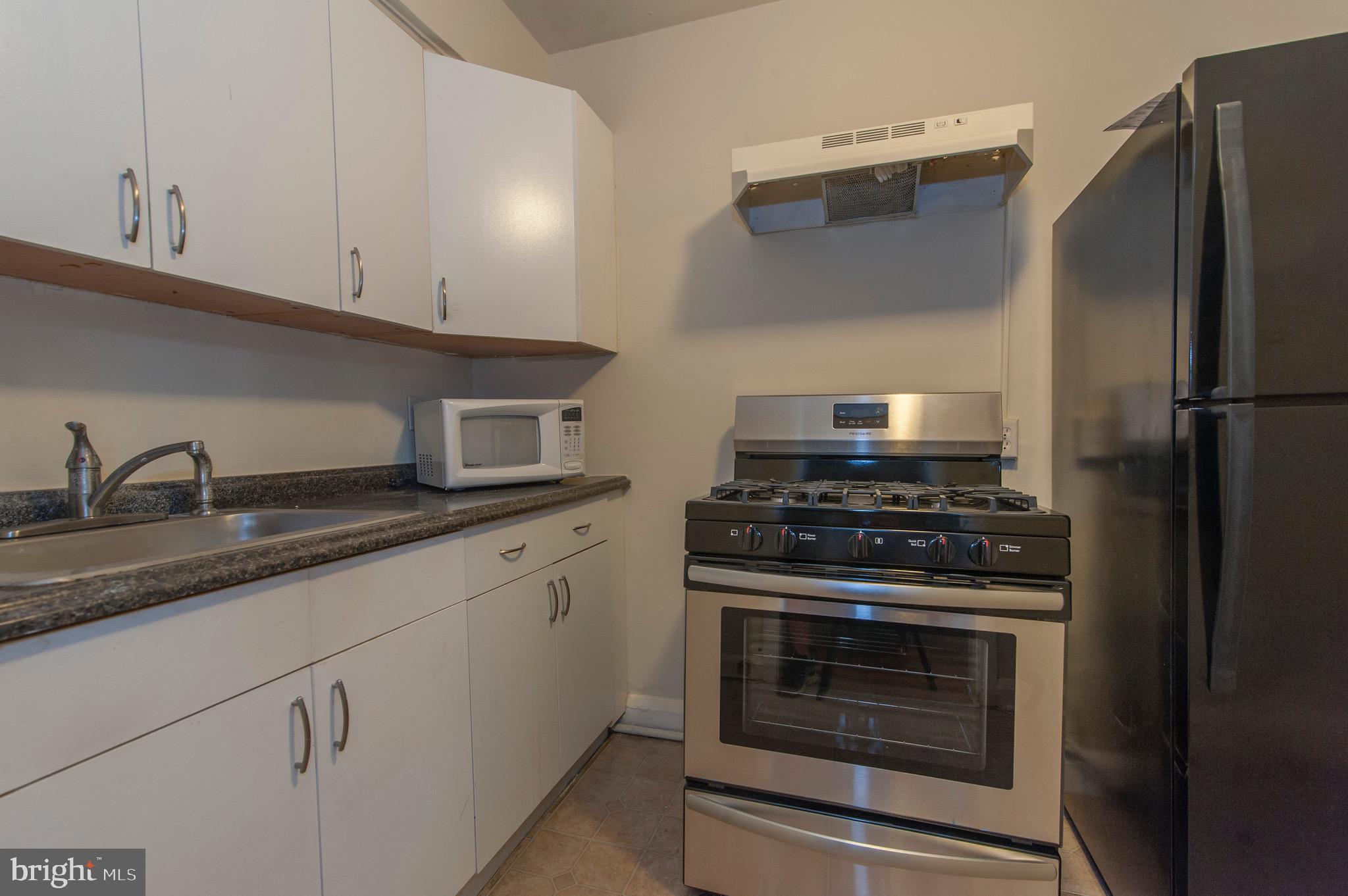 IDLEWOOD - Residential