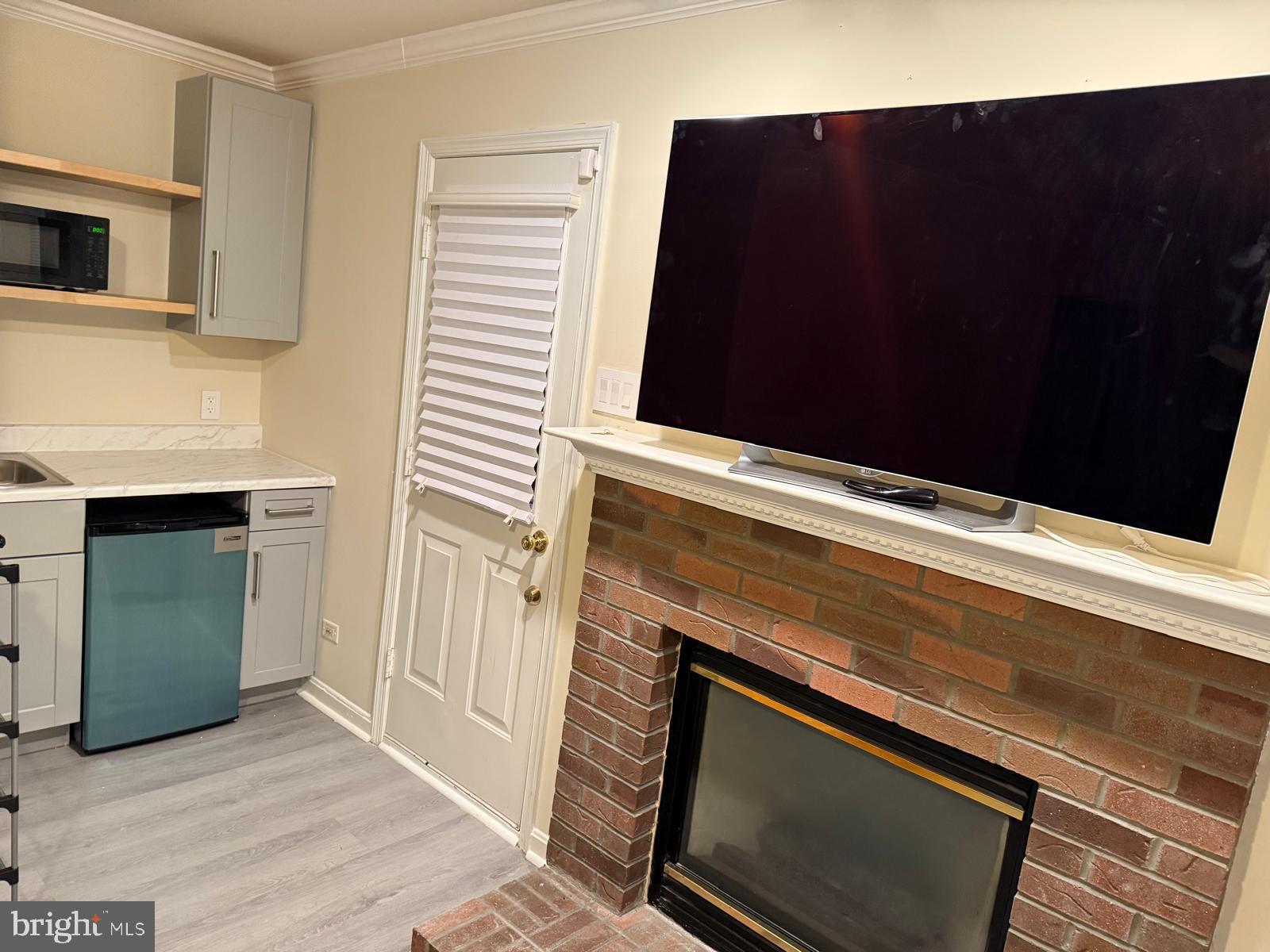 JAPONICA - Residential Lease