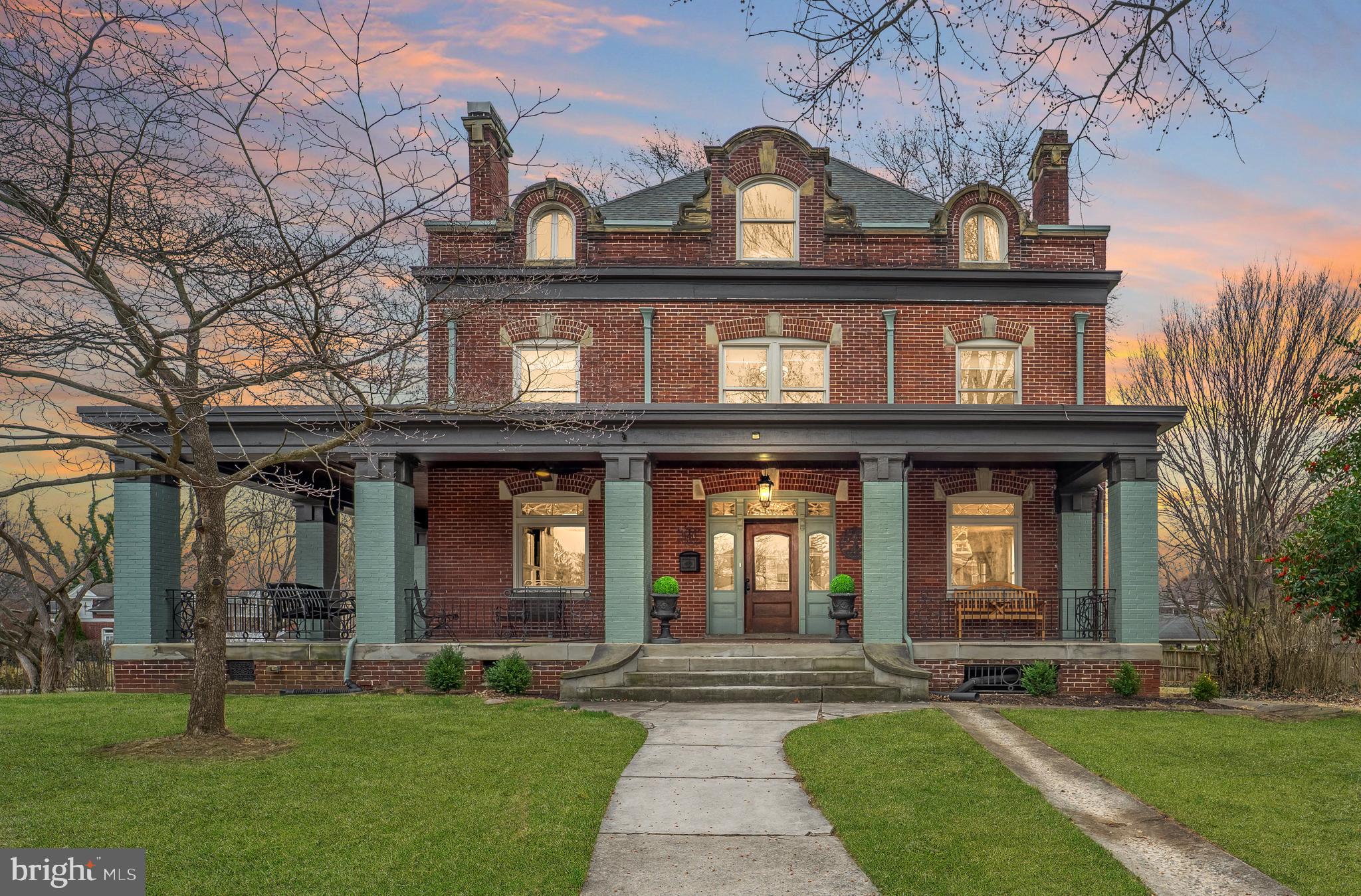 OAK HILL - Residential