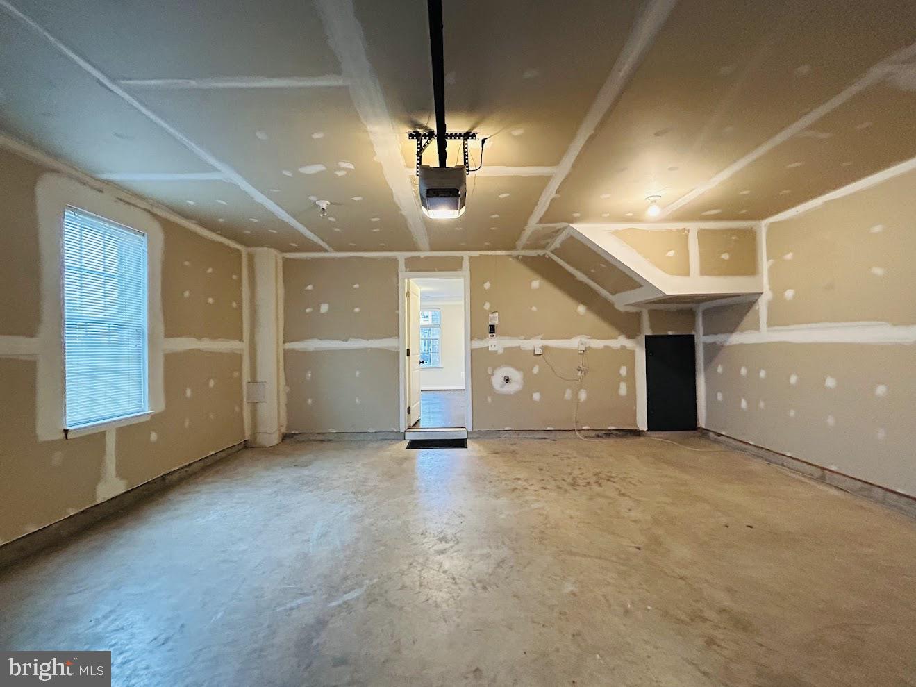 ARCOLA - Residential Lease