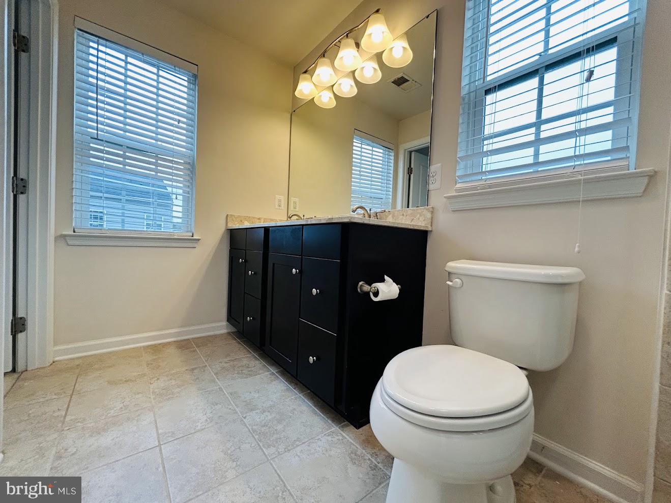 ARCOLA - Residential Lease