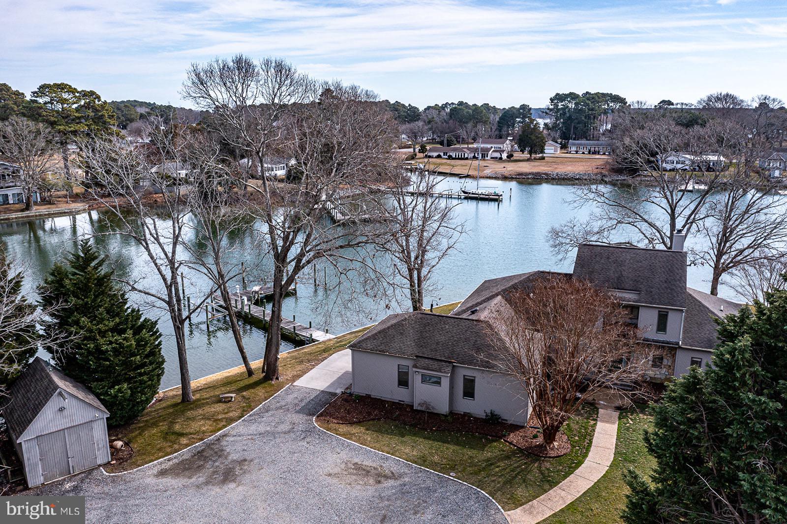 INDIAN CREEK ESTATE - Residential