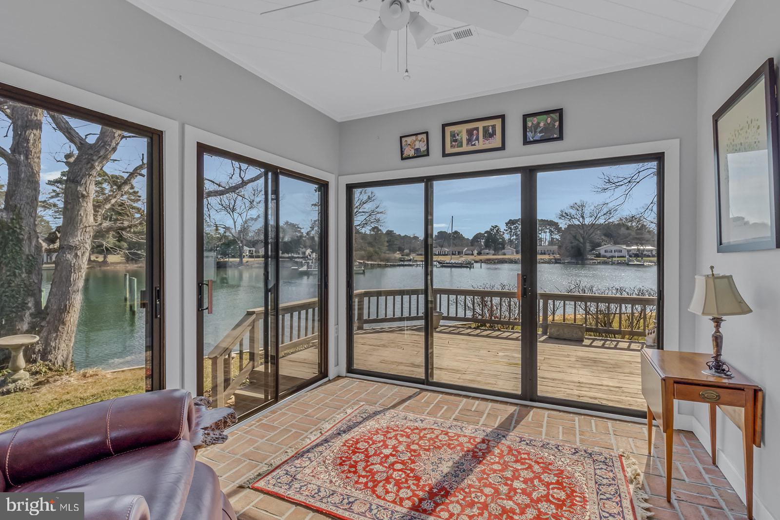 INDIAN CREEK ESTATE - Residential