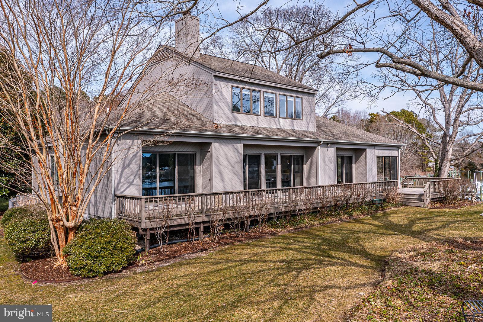 INDIAN CREEK ESTATE - Residential