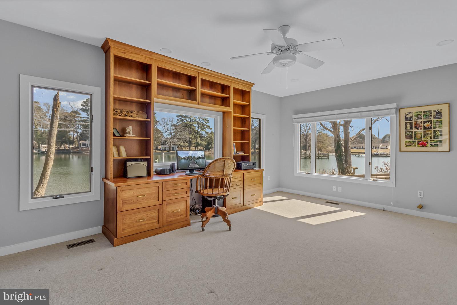 INDIAN CREEK ESTATE - Residential