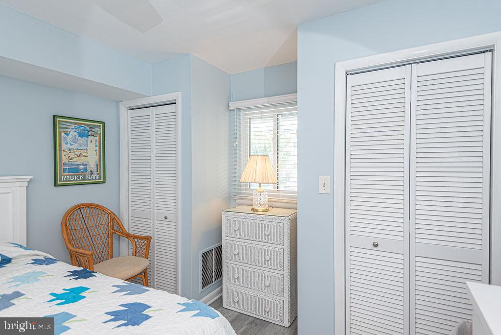 HIDDEN HARBOR - Residential