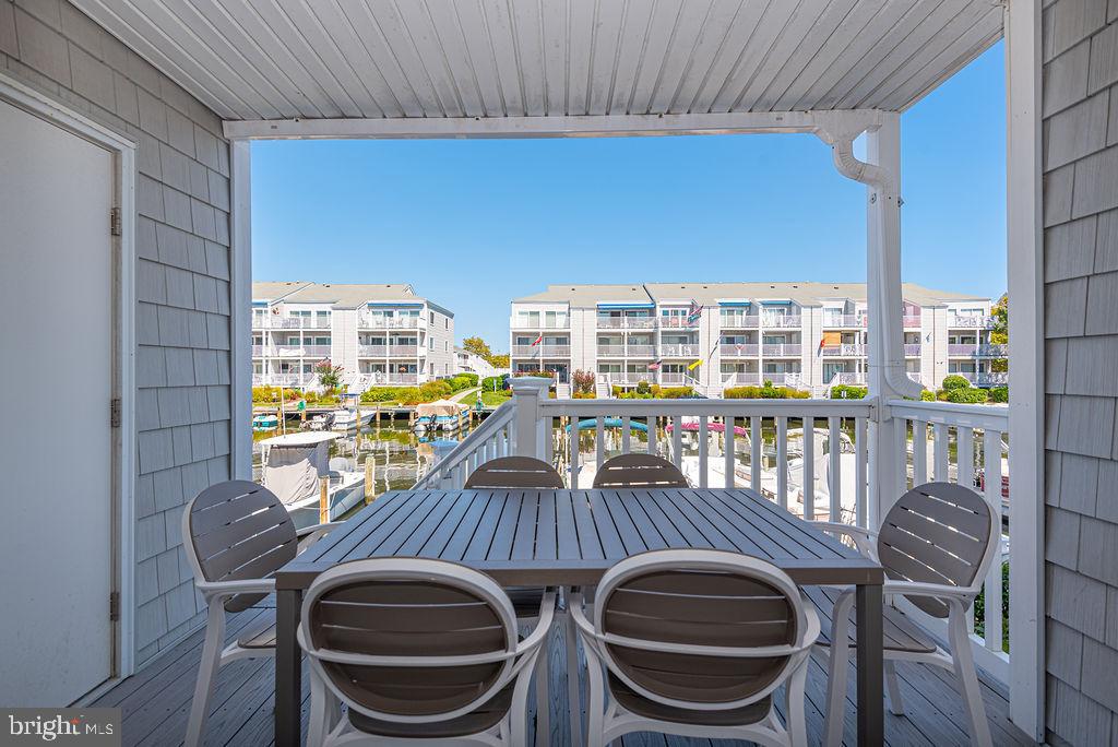 HIDDEN HARBOR - Residential