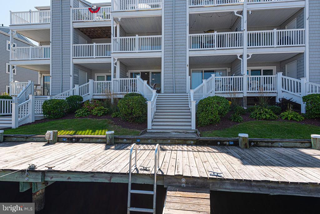 HIDDEN HARBOR - Residential