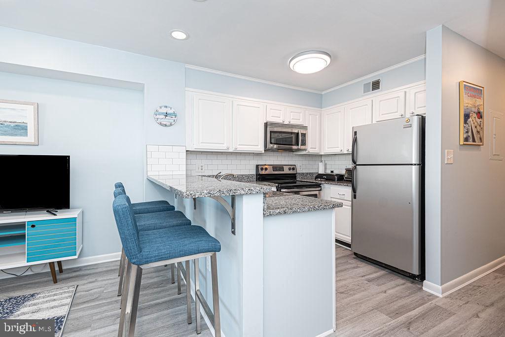 HIDDEN HARBOR - Residential