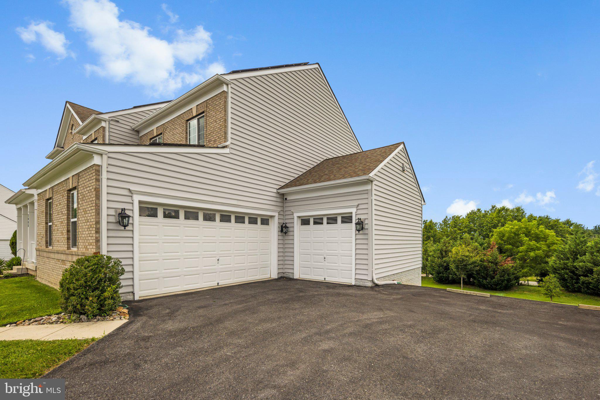 THE ORCHARDS OF SANDY SPRING - Residential