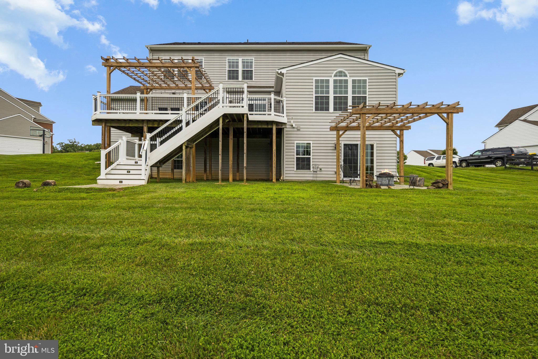 THE ORCHARDS OF SANDY SPRING - Residential