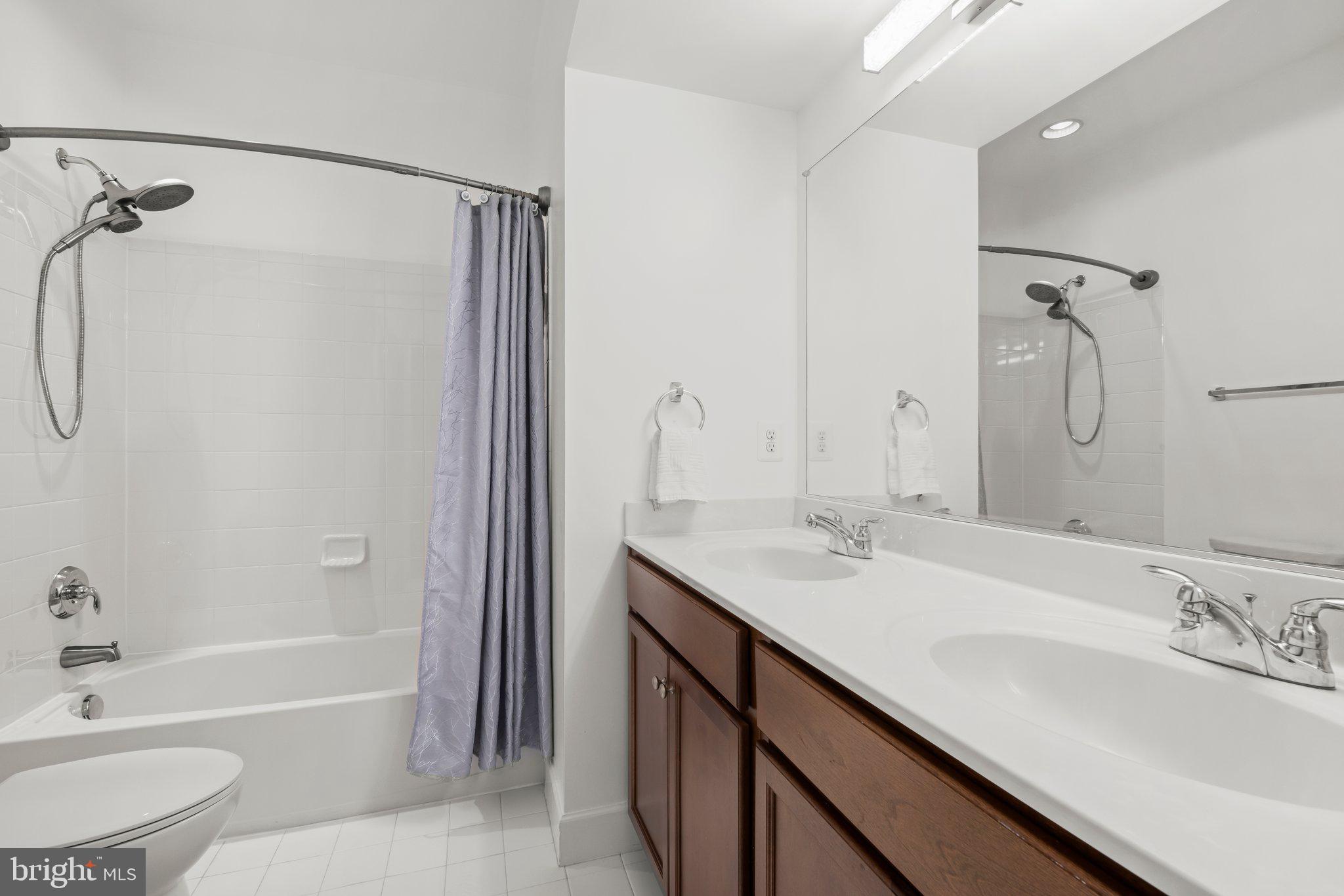 THE ORCHARDS OF SANDY SPRING - Residential