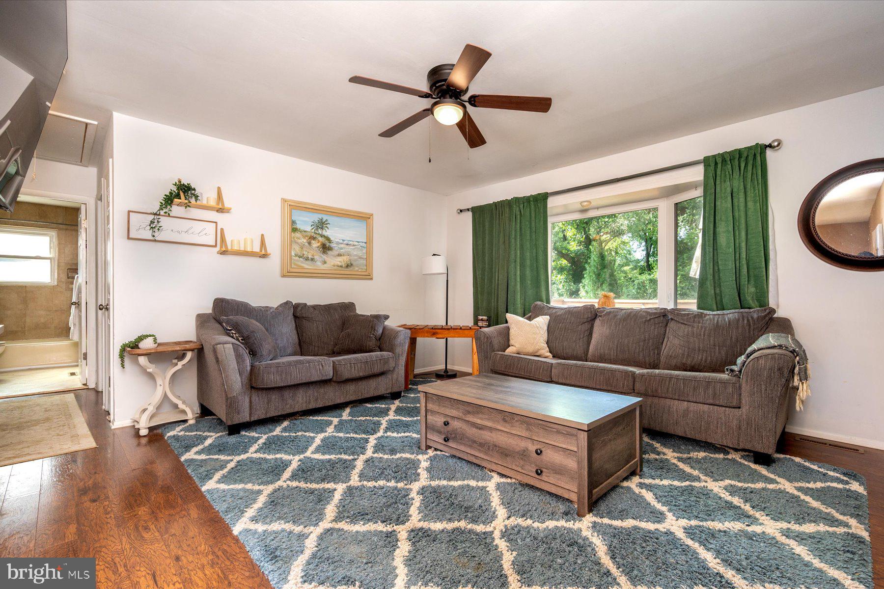 522 KENORA DRIVE