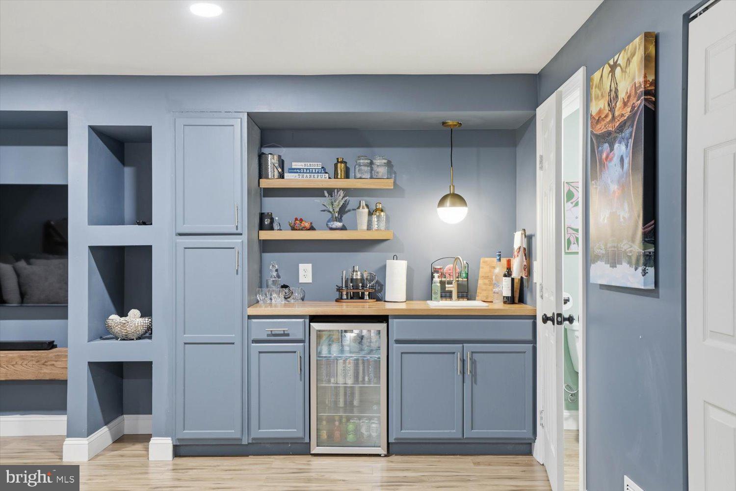 WABASH LANDING - Residential