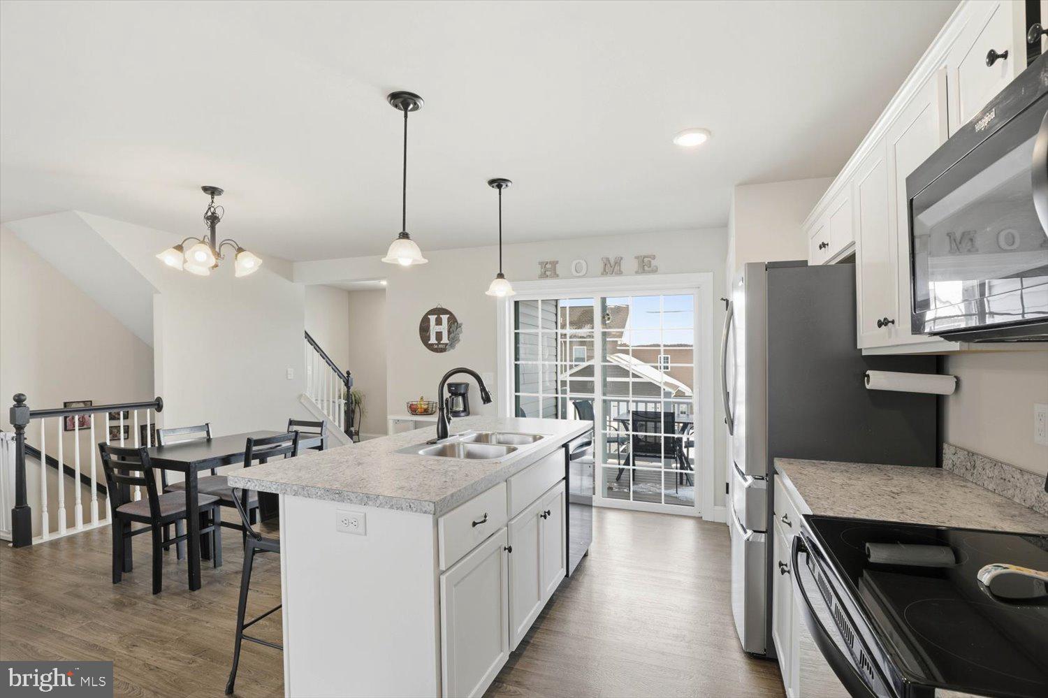 WABASH LANDING - Residential